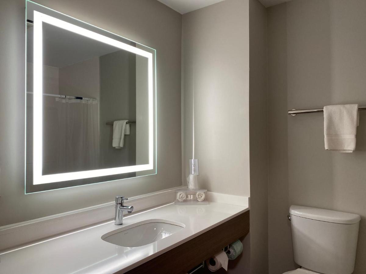 Holiday Inn Express Plymouth By Ihg Dış mekan fotoğraf